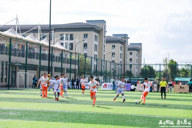 助力中国足球未来 U15国少选拔队赴英训练营