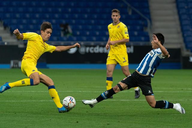 字母哥30+19雄鹿终结雷霆4连胜 热火大胜骑士