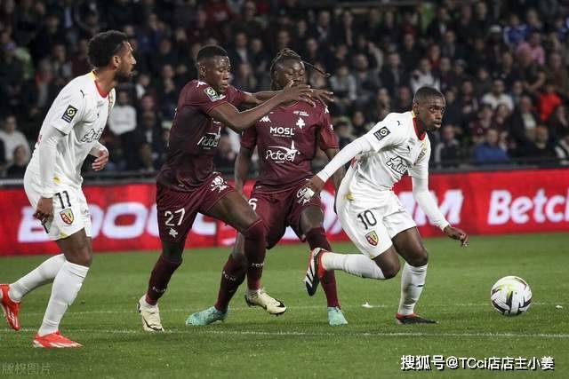 欧冠大神：专家杨计聊球6连红+近10中9领衔预测