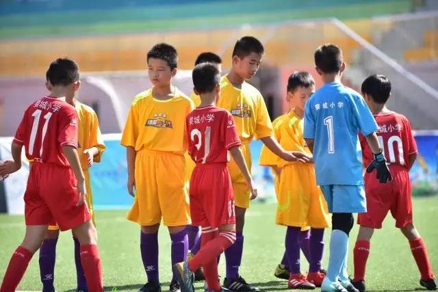 欧文30分东契奇28+13 独行侠力克快船4-2晋级